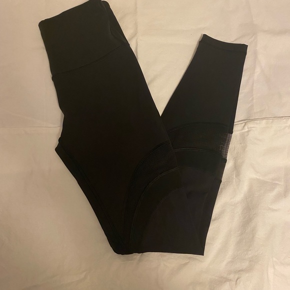 LULULEMON SPECIAL EDITION MESH LEGGINGS - Picture 8 of 9